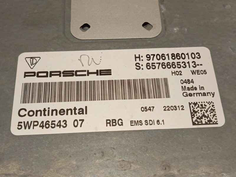 Recambio de centralita motor uce para porsche panamera 4 s referencia OEM IAM 97061860103  5WP4654307