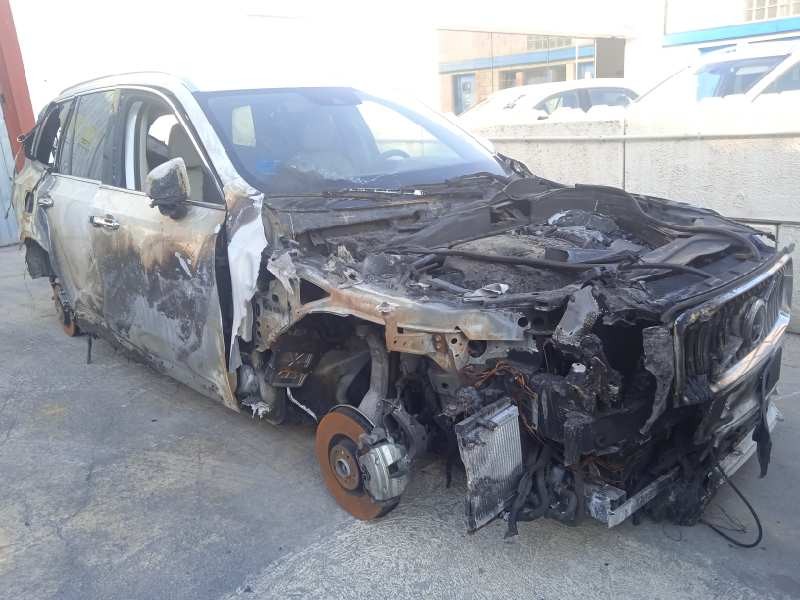 volvo xc90 del año 2021