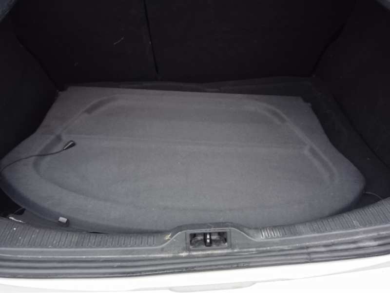 renault megane iii berlina 5 p del año 2010