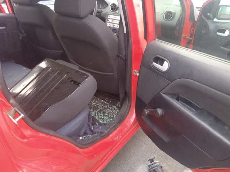 ford fiesta (cbk) del año 2005