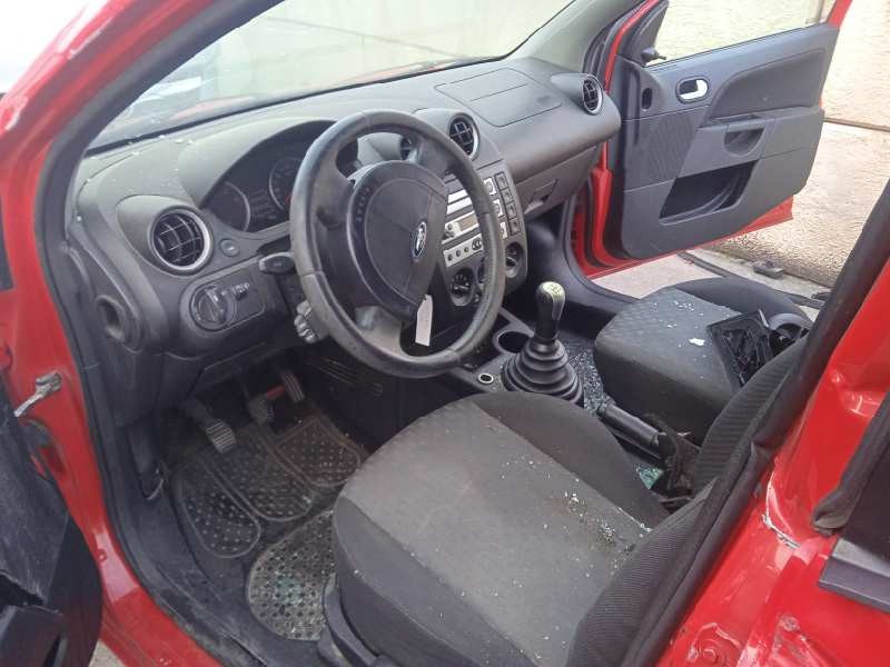 ford fiesta (cbk) del año 2005