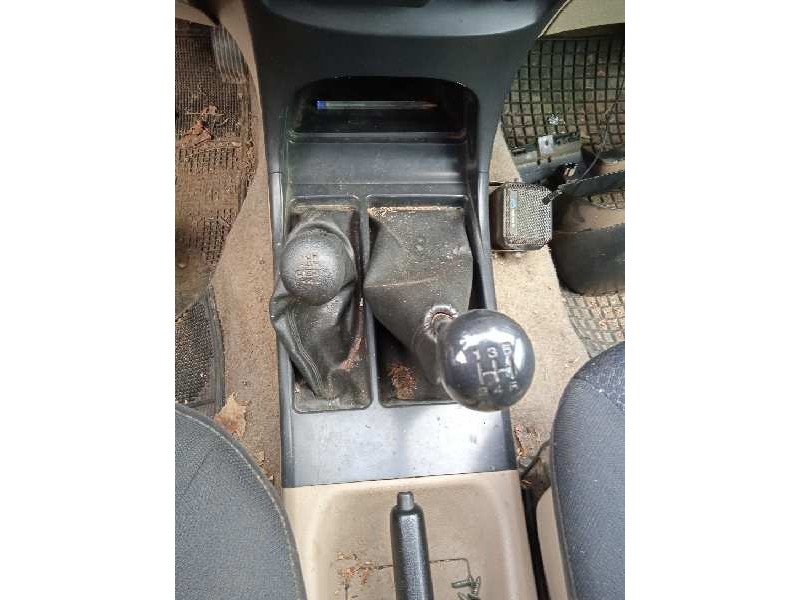 nissan terrano/terrano.ii (r20) del año 2003