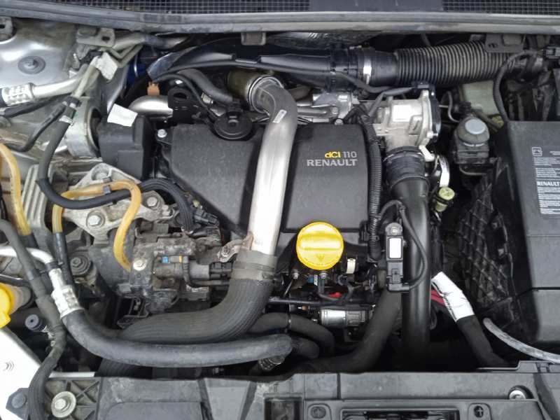 renault megane iii berlina 5 p del año 2010