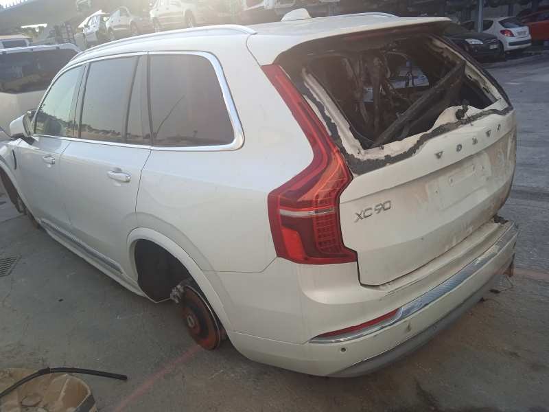 volvo xc90 del año 2021