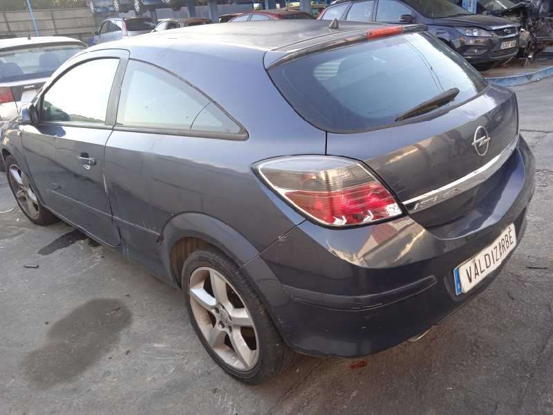 opel astra gtc del año 2006