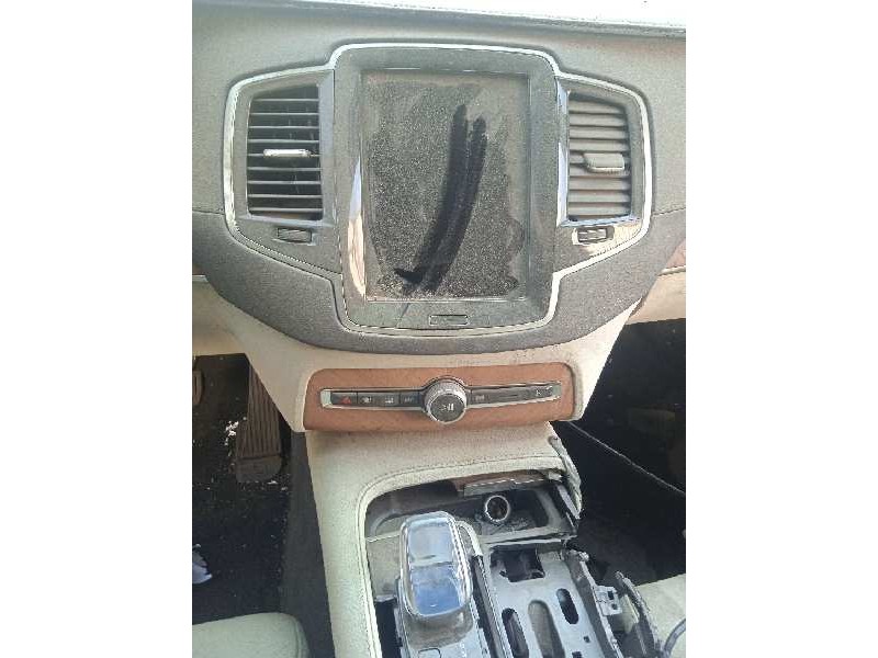 volvo xc90 del año 2021