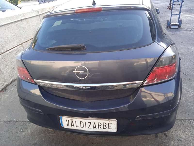 opel astra gtc del año 2006