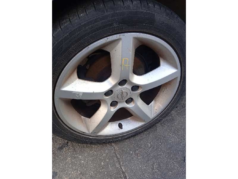 opel astra gtc del año 2006