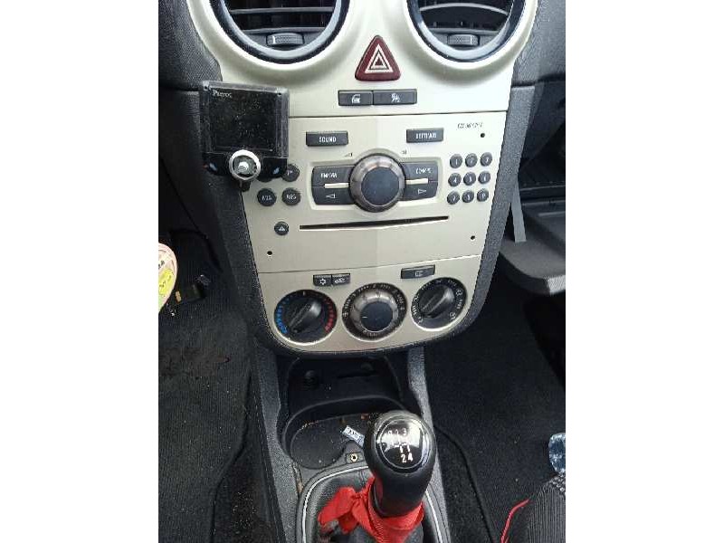 opel corsa d del año 2010