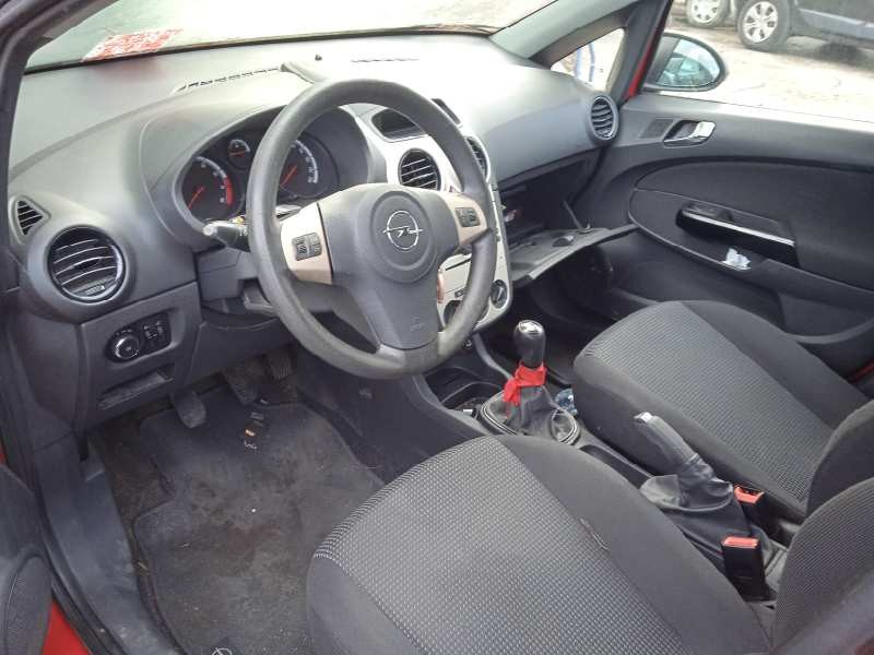 opel corsa d del año 2010