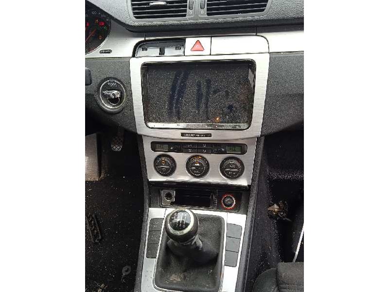 volkswagen passat berlina (3c2) del año 2007