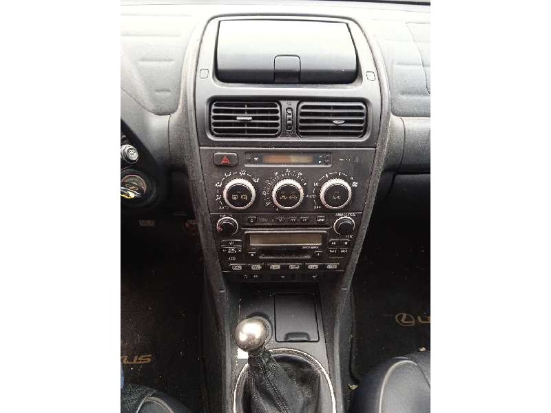 lexus is200 (gxe10) del año 2004