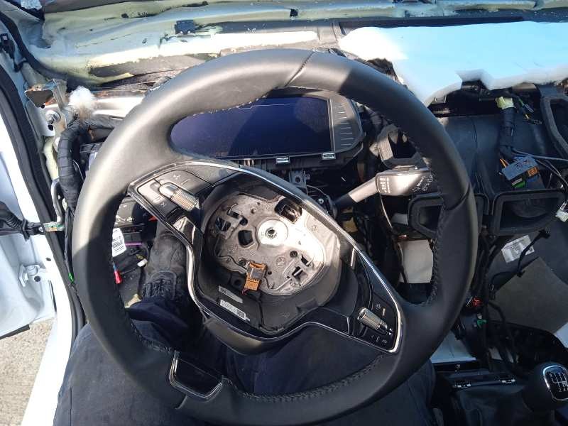 skoda kamiq (nw4) del año 2021