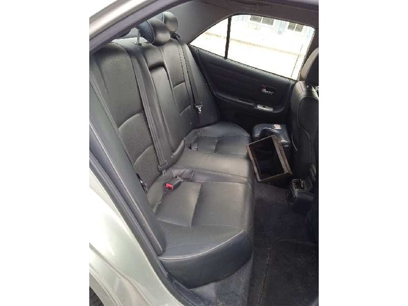 lexus is200 (gxe10) del año 2004