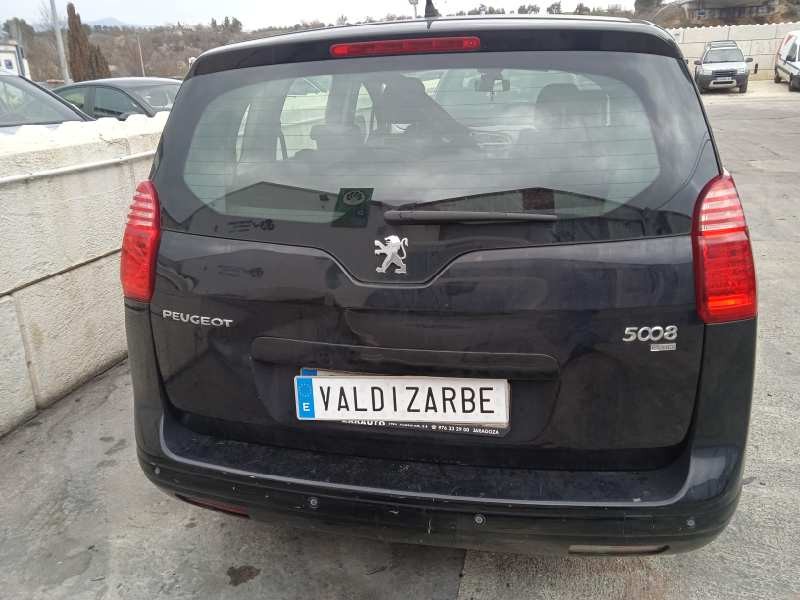 peugeot 5008 del año 2013
