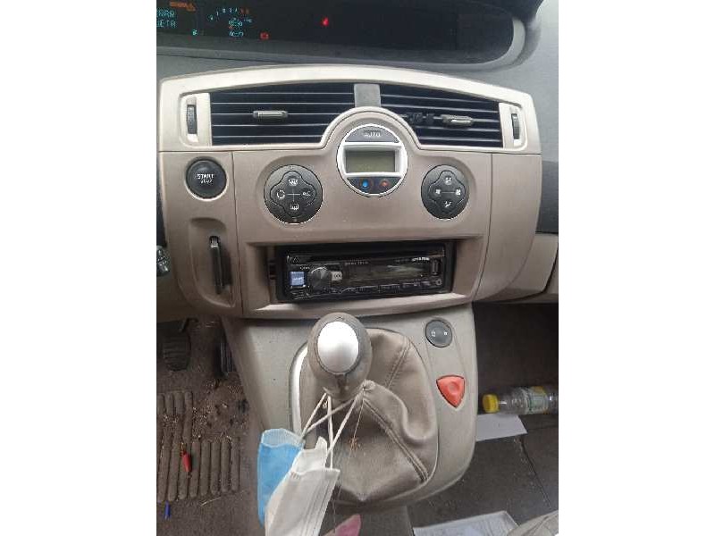 renault scenic ii del año 2004