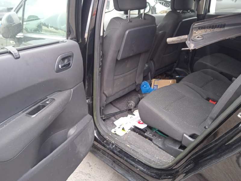 peugeot 5008 del año 2013