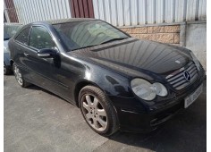 mercedes-benz clase c (w203) sportcoupe del año 2001