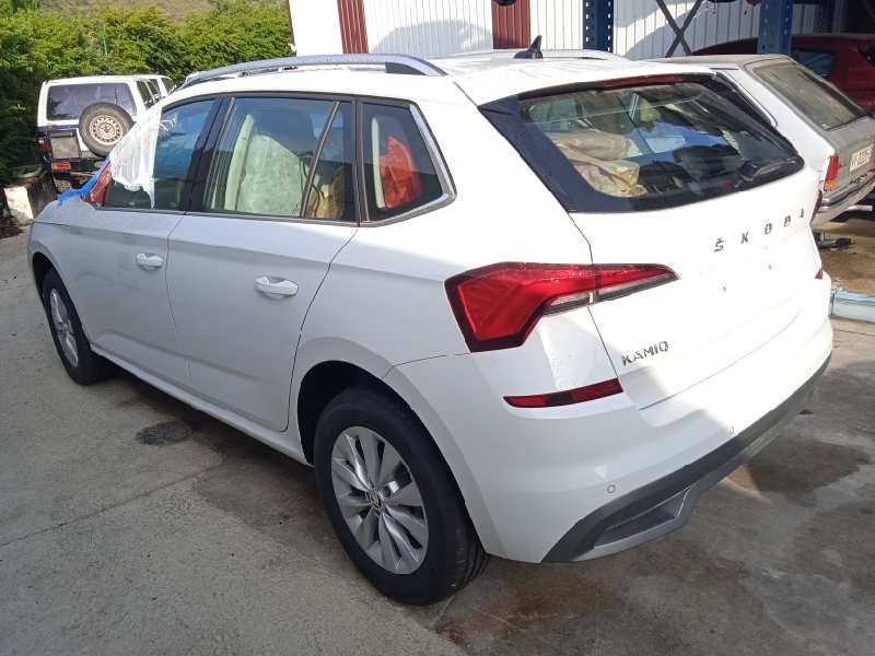 skoda kamiq (nw4) del año 2021