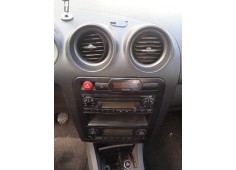 seat ibiza (6l1) del año 2006 2
