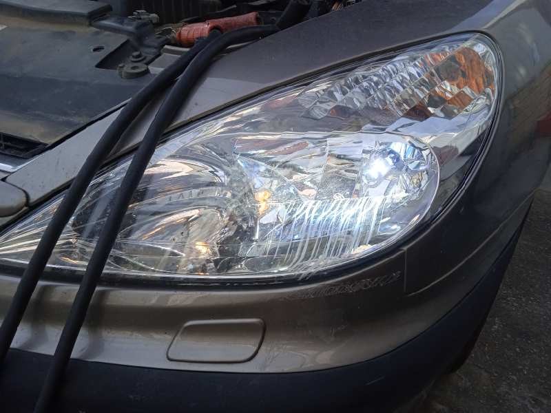 peugeot 607 (s1) del año 2004