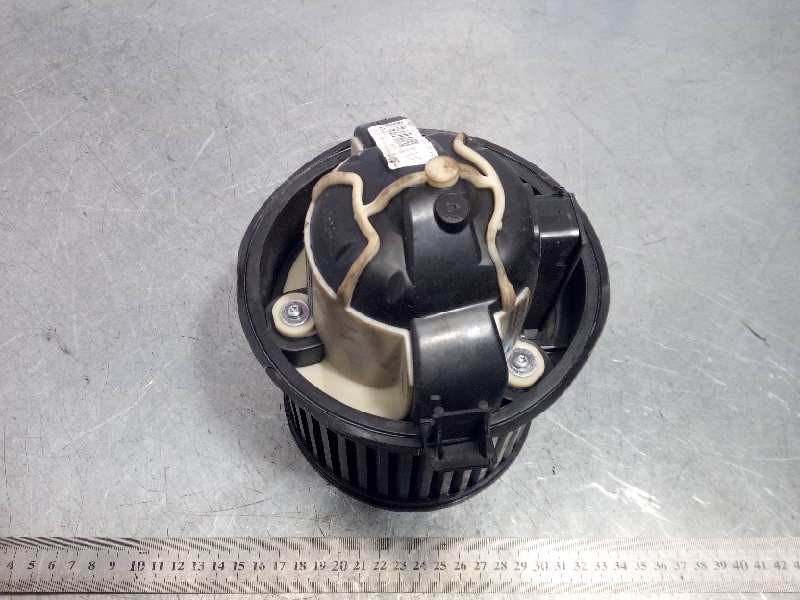 Recambio de motor calefaccion para citroën c3 picasso exclusive referencia OEM IAM 6441Z7  