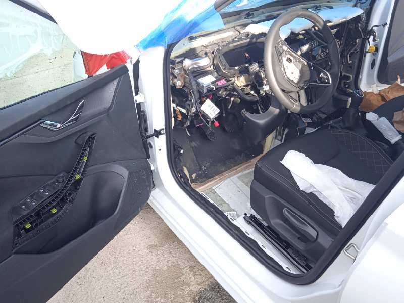 skoda kamiq (nw4) del año 2021