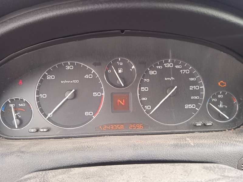 peugeot 607 (s1) del año 2004