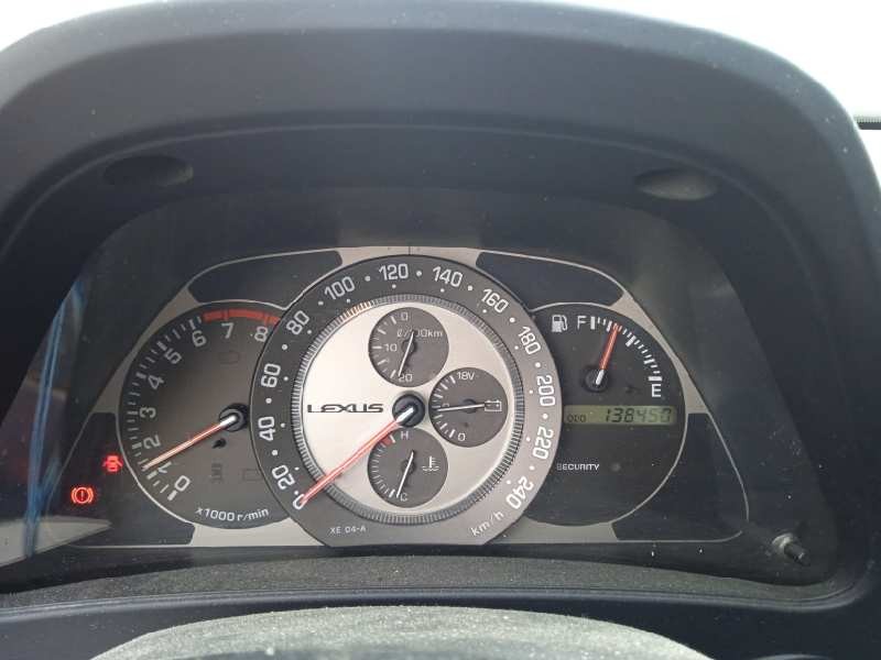 lexus is200 (gxe10) del año 2004