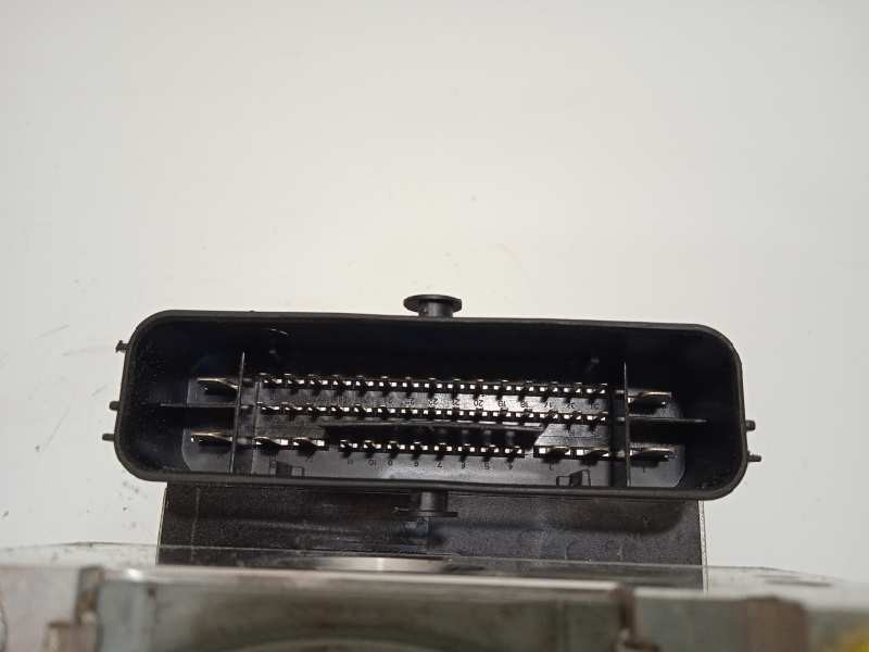 Recambio de abs para seat leon (5f1) style referencia OEM IAM 5Q0614517DD 28515782323 10022014124