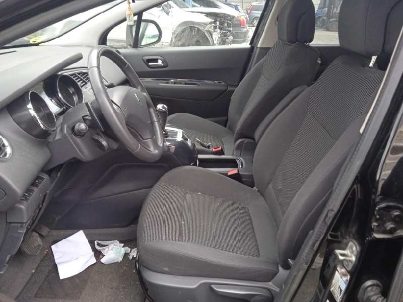 peugeot 5008 del año 2013