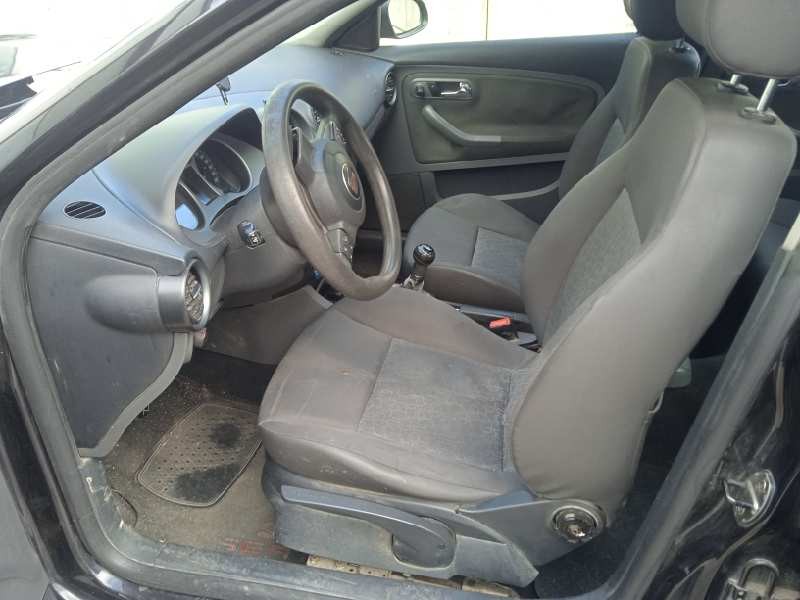 seat ibiza (6l1) del año 2006
