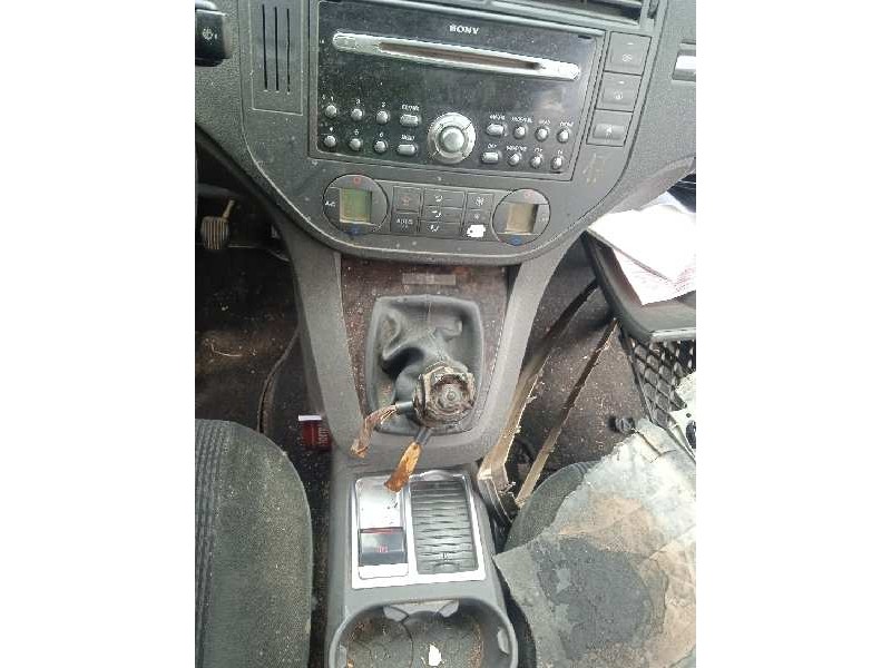 ford focus c-max (cap) del año 2004