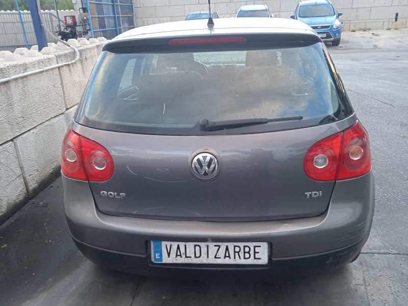 volkswagen golf v berlina (1k1) del año 2006