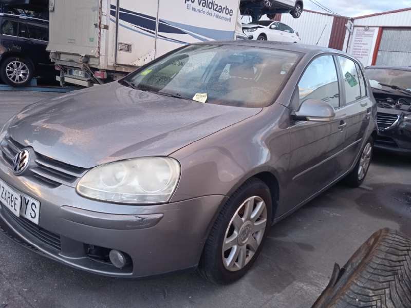 volkswagen golf v berlina (1k1) del año 2006