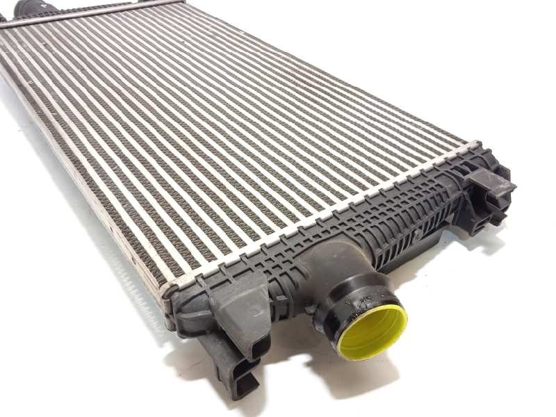 Recambio de intercooler para opel astra j lim. 1.6 cdti dpf referencia OEM IAM 13267647  