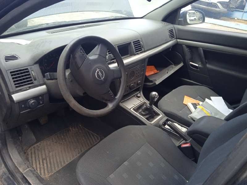 opel vectra c berlina del año 2003