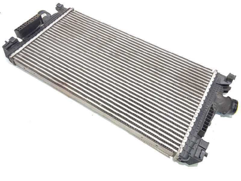 Recambio de intercooler para opel astra j lim. 1.6 cdti dpf referencia OEM IAM 13267647  