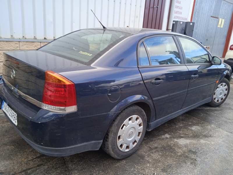 opel vectra c berlina del año 2003