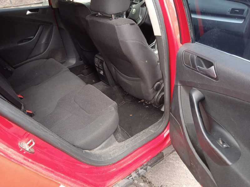 volkswagen passat variant (3c5) del año 2008