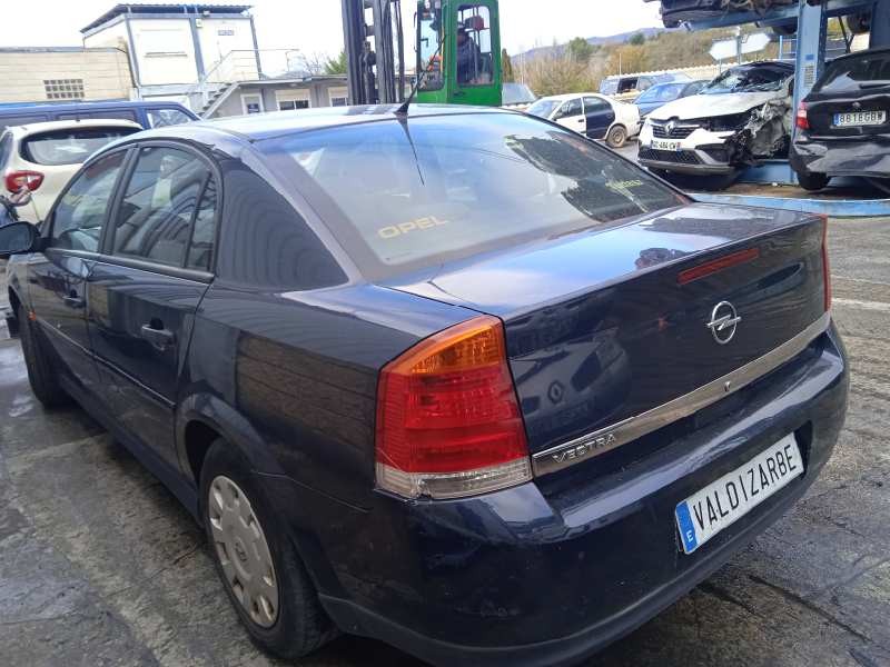 opel vectra c berlina del año 2003