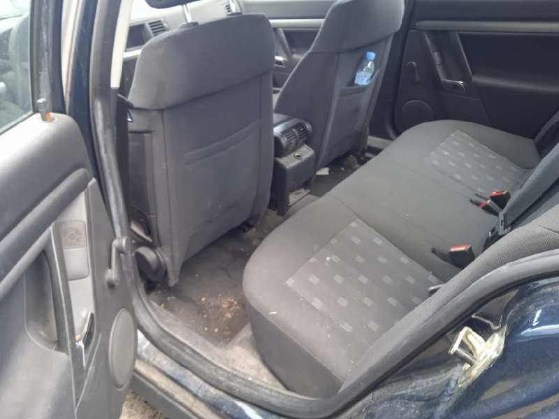 opel vectra c berlina del año 2003