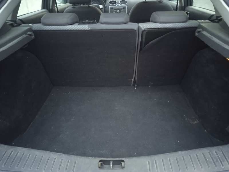 ford focus berlina (cap) del año 2007