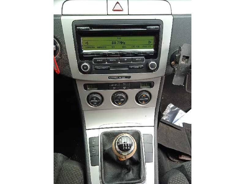 volkswagen passat variant (3c5) del año 2008