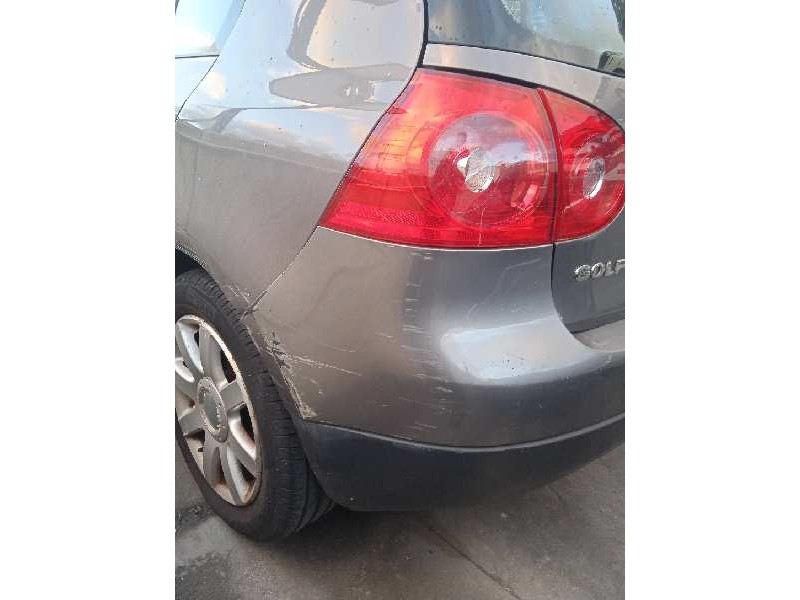 volkswagen golf v berlina (1k1) del año 2006