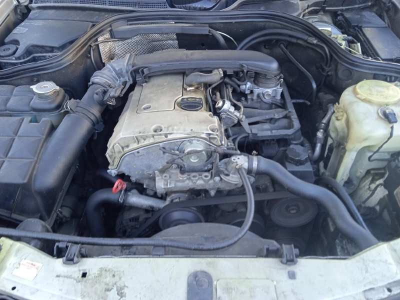 mercedes-benz clase clk (w208) coupe del año 1998