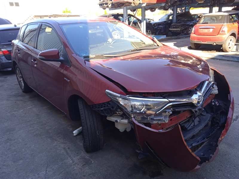 toyota auris del año 2017