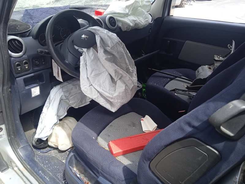 peugeot 1007 del año 2005