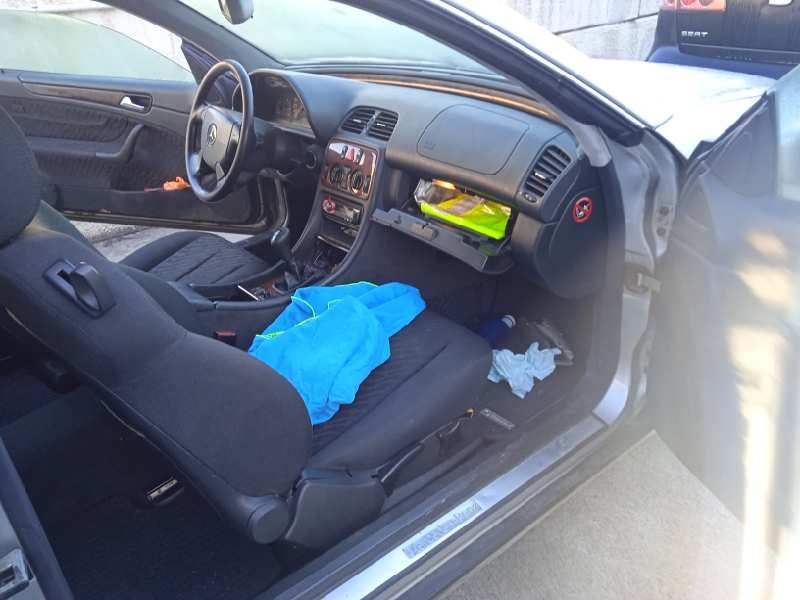 mercedes-benz clase clk (w208) coupe del año 1998