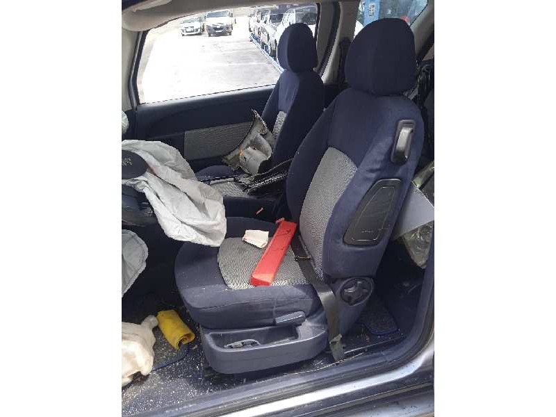 peugeot 1007 del año 2005